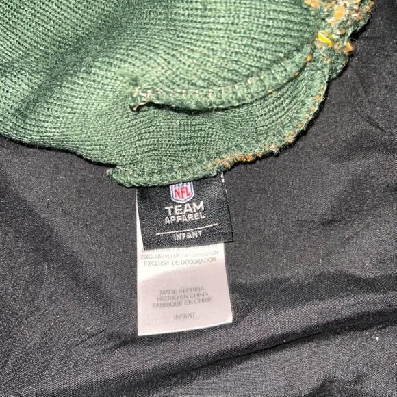 Green Bay Packers Infant Winter Hat - Picture 5 of 5